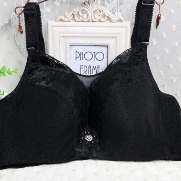 "Emilia" Plus-Size Super Comfortable Push Up Bra